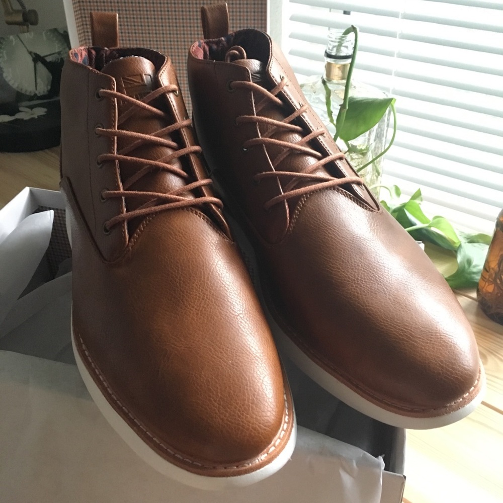 NWB Ben Sherman Chukka Boots